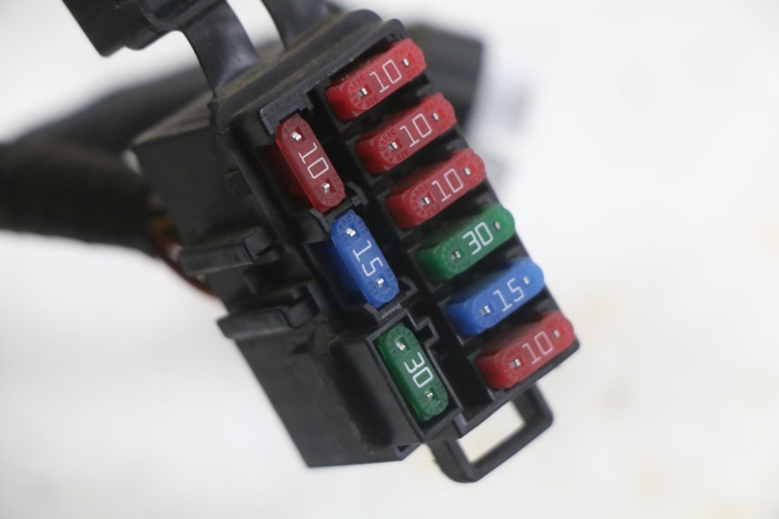 photo de KABELBAUM SUZUKI BURGMAN 125 (2018 - 2021) - Details der Befestigungspunkte