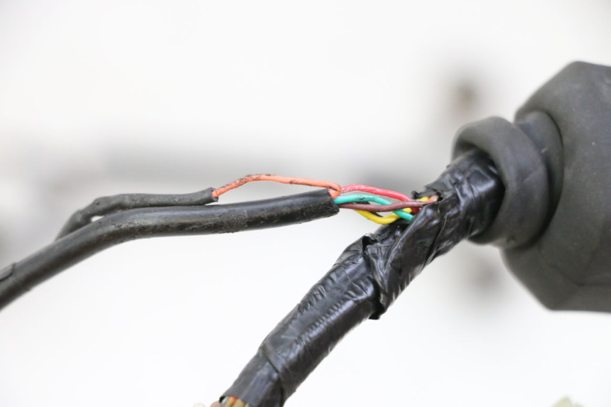 photo de KABELBAUM SUZUKI SV S 650 (2003 - 2009) - Alternative Perspektive