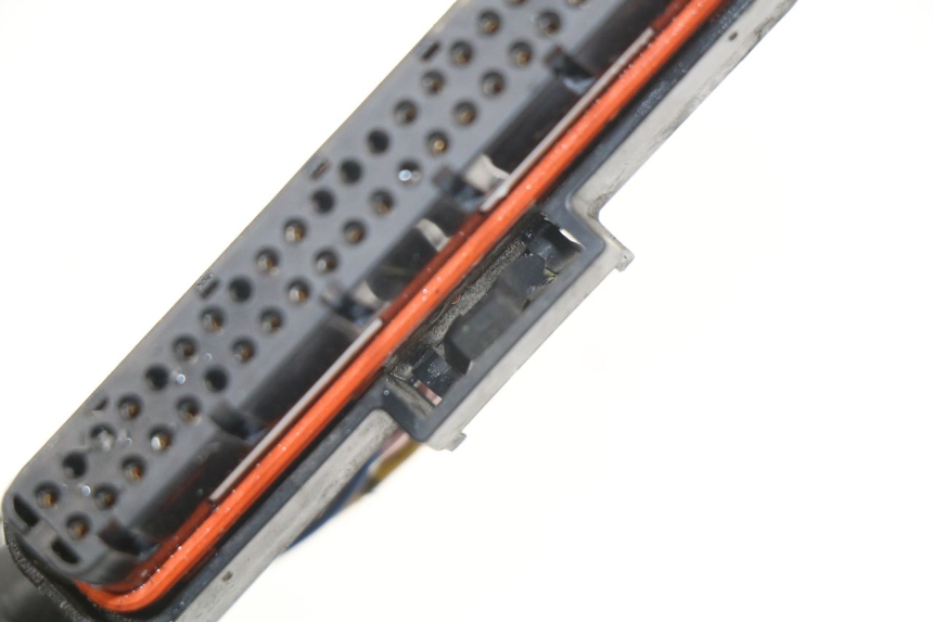 photo de KABELBAUM YAMAHA TDM ABS 900 (2002 - 2014) - Alternative Perspektive