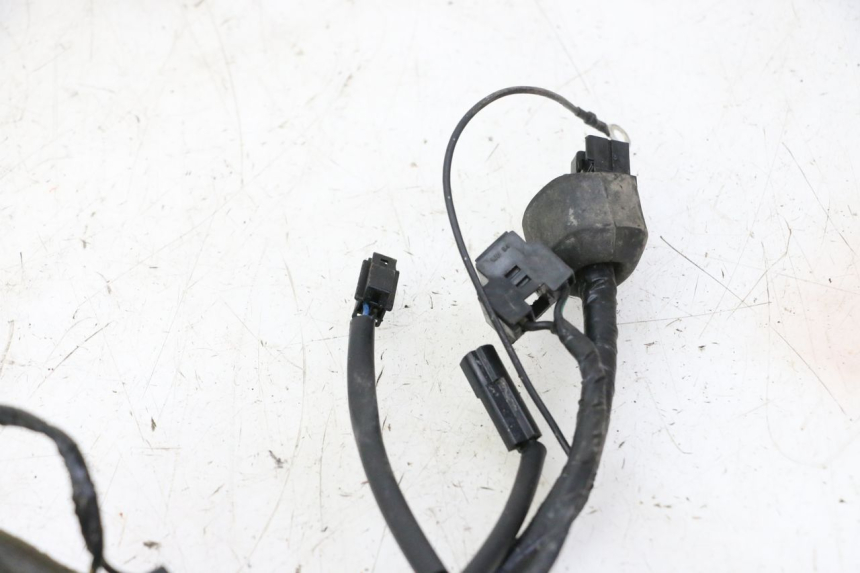 photo de FRONTVERKLEIDUNG KABELBAUM YAMAHA FZ6 FAZER S2 600 (2007 - 2011) - Detailansicht des Bauteils