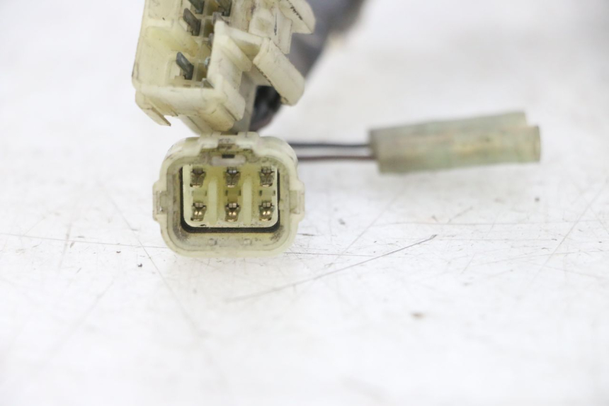 photo de FRONTVERKLEIDUNG KABELBAUM YAMAHA FZS FAZER 600 (2001 - 2003) - Gesamtansicht des Produkts