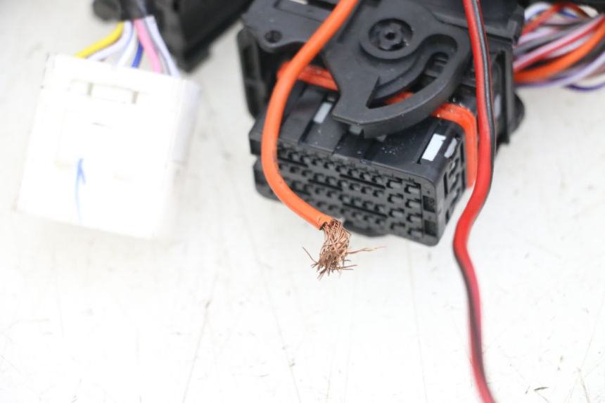 photo de KABELBAUM PIAGGIO VESPA PRIMAVERA 4T 50 (2021 - 2024) - Geprüftes Gebrauchtteil