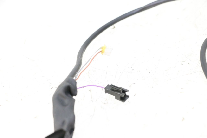 photo de KABELBAUM DUALTRON VICTOR LIMITED 1 - Zoom auf Gebrauchszustand