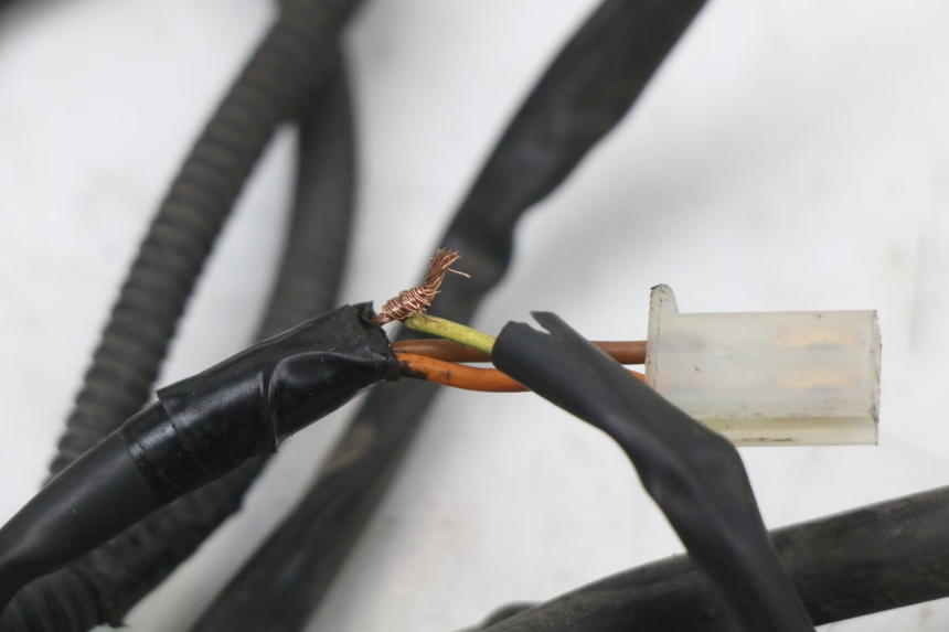 photo de KABELBAUM PIAGGIO XEVO - X EVO 125 (2007 - 2017) - Kennzeichnungen und Originalreferenzen