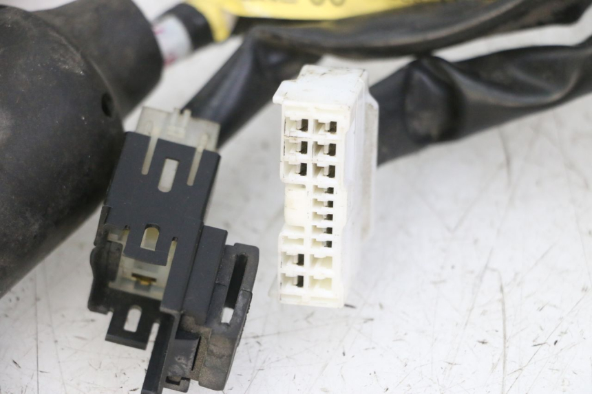 photo de KABELBAUM YAMAHA XJ6 ABS 600 (2008 - 2016) - Technische Nahaufnahme