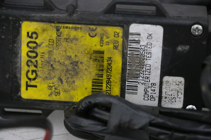 photo de KABELBAUM YAMAHA XJ6 ABS 600 (2008 - 2016) - Ergänzendes Produktfoto