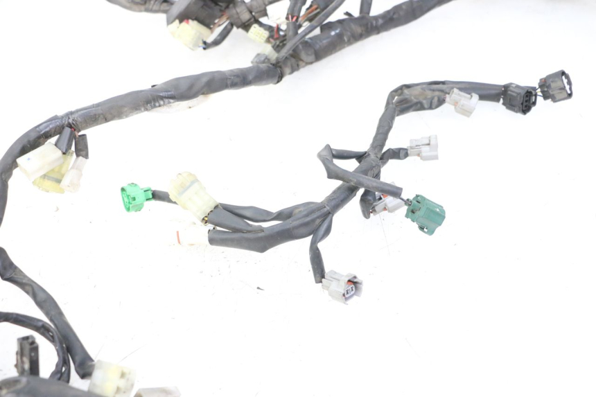 photo de KABELBAUM YAMAHA FZ6 FAZER S2 600 (2007 - 2011) - Alternativer Blickwinkel