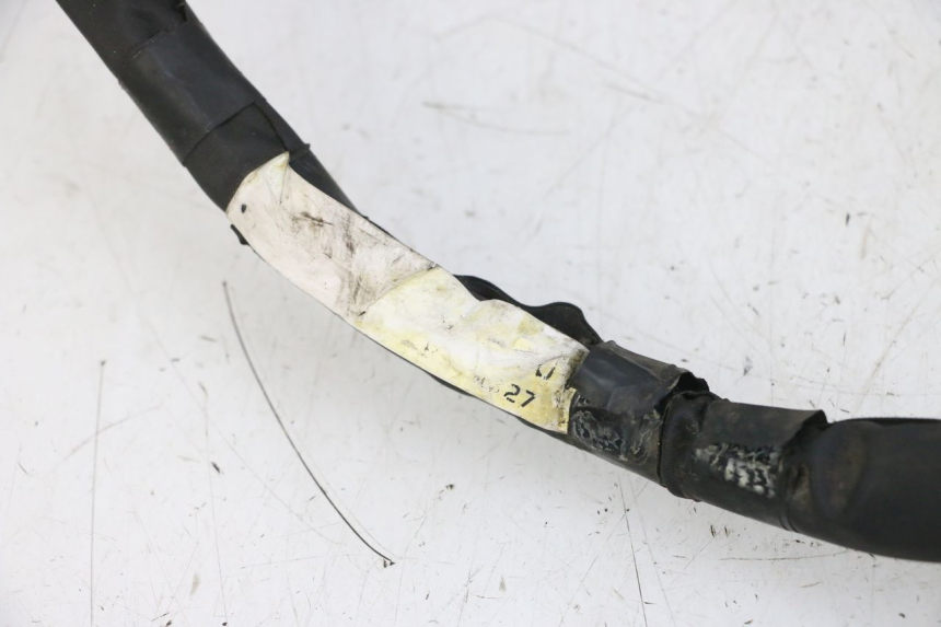 photo de KABELBAUM YAMAHA FZS FAZER 600 (2001 - 2003) - Details der Befestigungspunkte