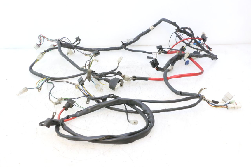 photo de KABELBAUM YAMAHA YP MAJESTY 125 (2002 - 2006) - Hauptansicht