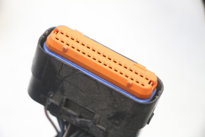 photo de KABELBAUM YAMAHA YP X-MAX XMAX 400 (2014 - 2017) - Oberflächenzustand und Material