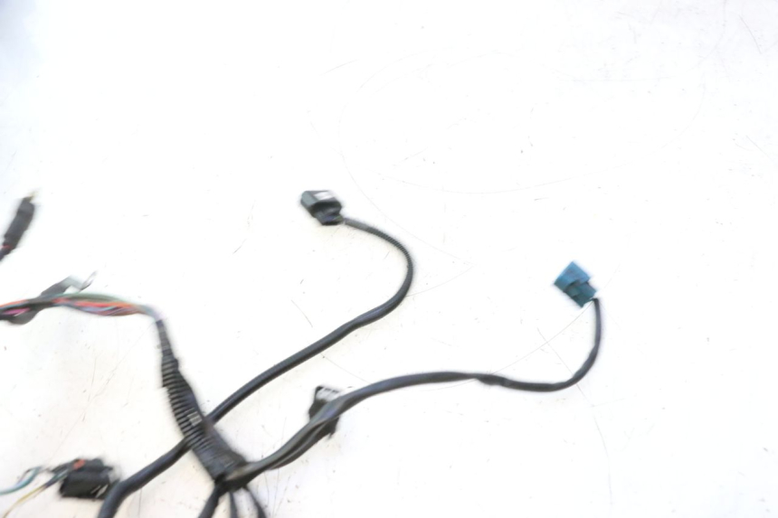 photo de KABELBAUM PIAGGIO ZIP IGET 4T 50 (2021 - 2023) - Alternative Perspektive