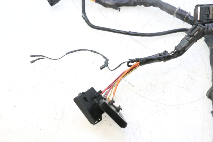 photo de KABELBAUM PIAGGIO ZIP IGET 4T 50 (2021 - 2023) - Details der Befestigungspunkte