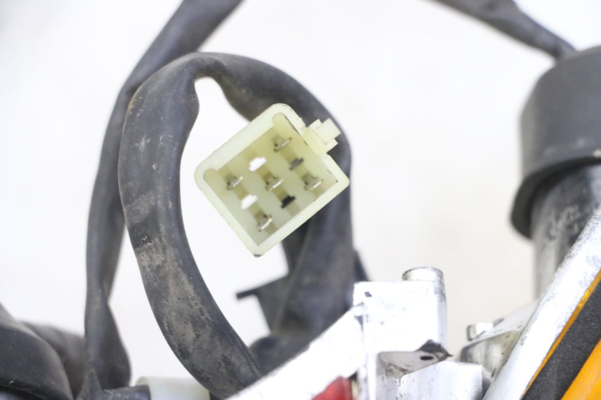 photo de RÜCKLICHT HONDA CBF 500 (2004 - 2007) - Details der Befestigungspunkte