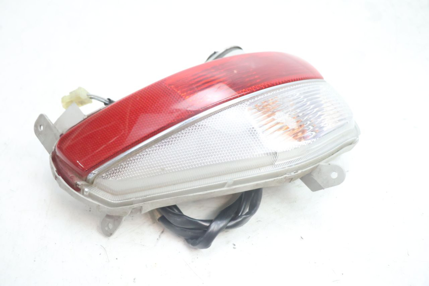 photo de RÜCKLICHT RECHTS SUZUKI BURGMAN EXECUTIVE ABS 650 (2006 - 2012) - Technische Nahaufnahme