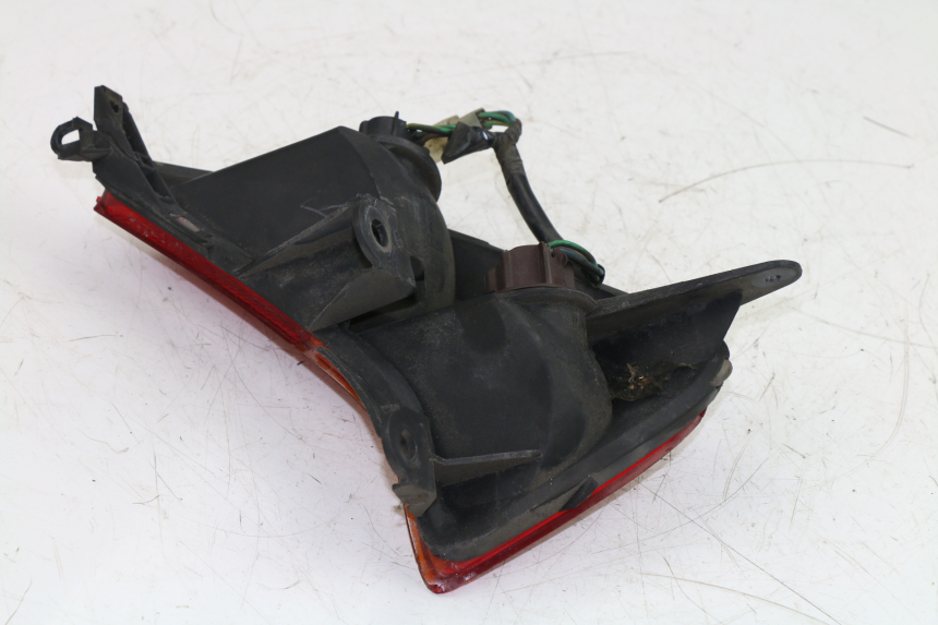 photo de RÜCKLICHT RECHTS HONDA FES PANTHEON 125 (1998 - 2002) - Alternative Perspektive