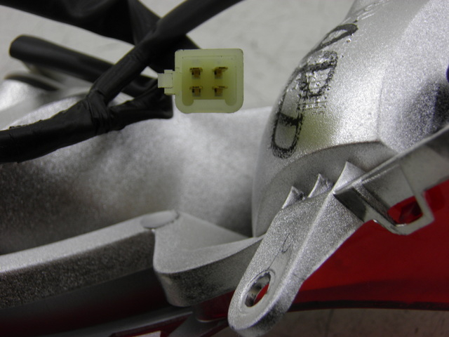 photo de RÜCKLICHT RECHTS HONDA FES S-WING SWING ABS 125 (2007 - 2015) - Alternative Perspektive