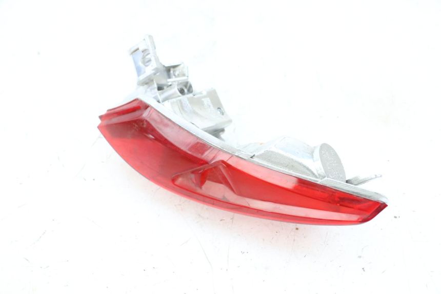 photo de RÜCKLICHT RECHTS PIAGGIO MP3 HPE 300 (2019 - 2026) - Gesamtansicht des Produkts