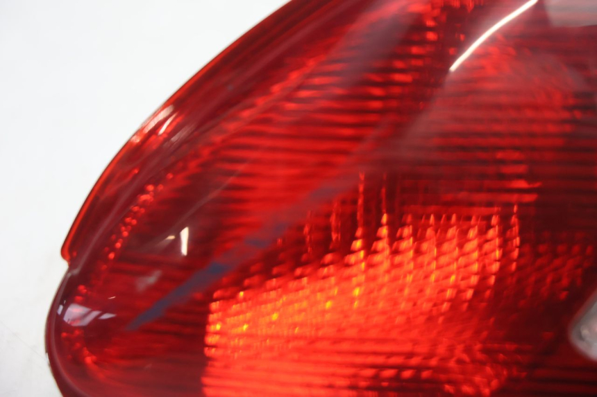 photo de RÜCKLICHT RECHTS PIAGGIO MP3 LT 300 (2010 - 2016) - Detailansicht des Bauteils
