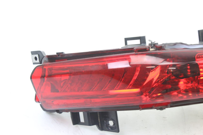 photo de RECHTES RÜCKLICHT PIAGGIO MP3 500 (2014 - 2017) - Zoom auf Gebrauchszustand