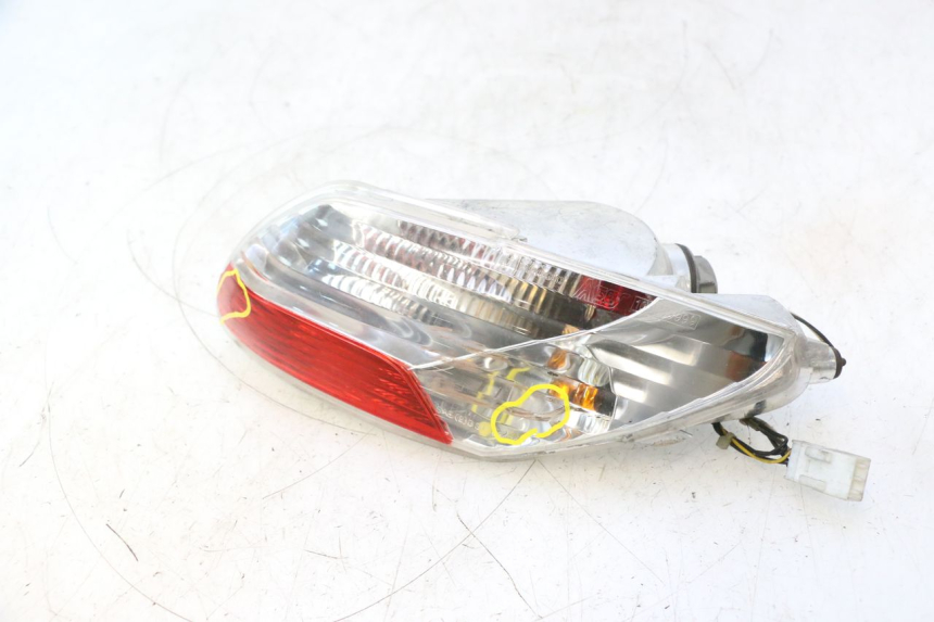 photo de RÜCKLICHT RECHTS PIAGGIO MP3 125 (2006 - 2014) - Gesamtansicht des Produkts
