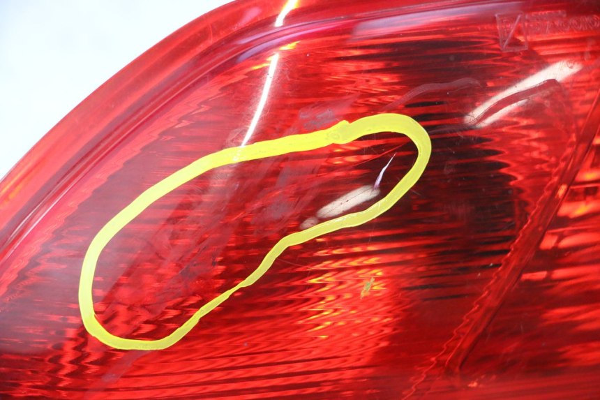 photo de RECHTES RÜCKLICHT PIAGGIO MP3 500 (2011 - 2015) - Hochauflösende Nahaufnahme