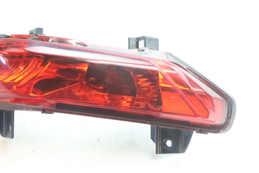 photo de RÜCKLICHT RECHTS PIAGGIO MP3 500 (2016 - 2018) - Zoom auf Gebrauchszustand