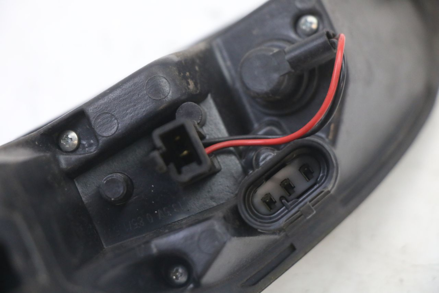 photo de RÜCKLICHT RECHTS PEUGEOT SATELIS 125 (2013 - 2018) - Geprüftes Gebrauchtteil