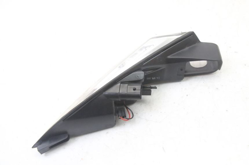 photo de RÜCKLICHT RECHTS PEUGEOT SATELIS 125 (2013 - 2018) - Technische Nahaufnahme