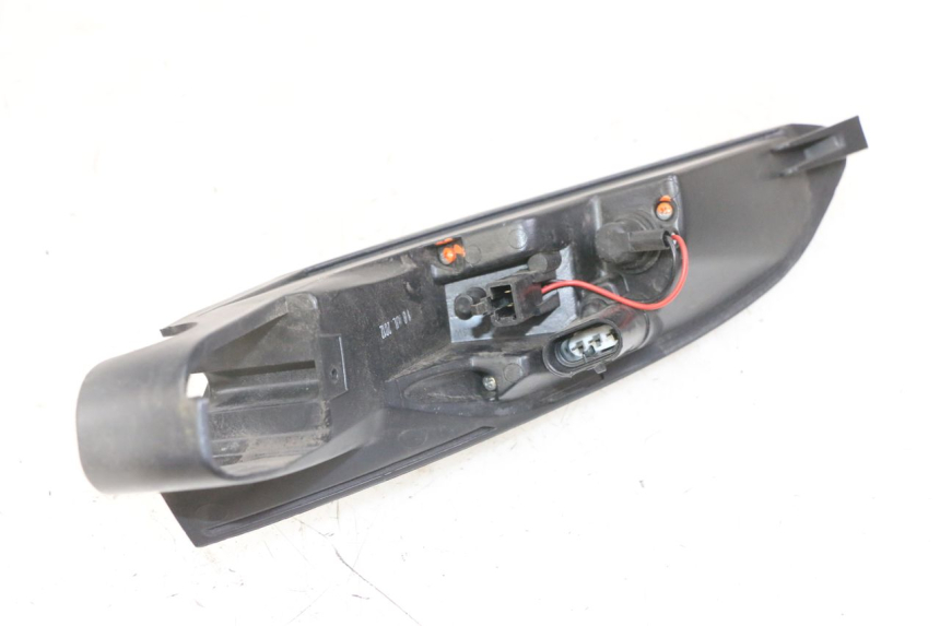 photo de RÜCKLICHT RECHTS PEUGEOT SATELIS 125 (2013 - 2018) - Alternative Perspektive