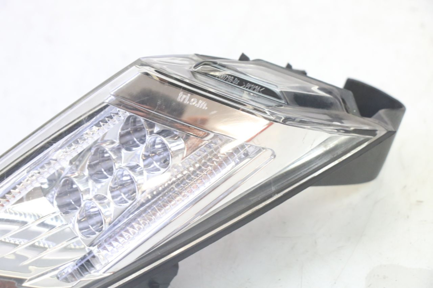 photo de RÜCKLICHT RECHTS PEUGEOT SATELIS 125 (2013 - 2018) - Zoom auf Gebrauchszustand