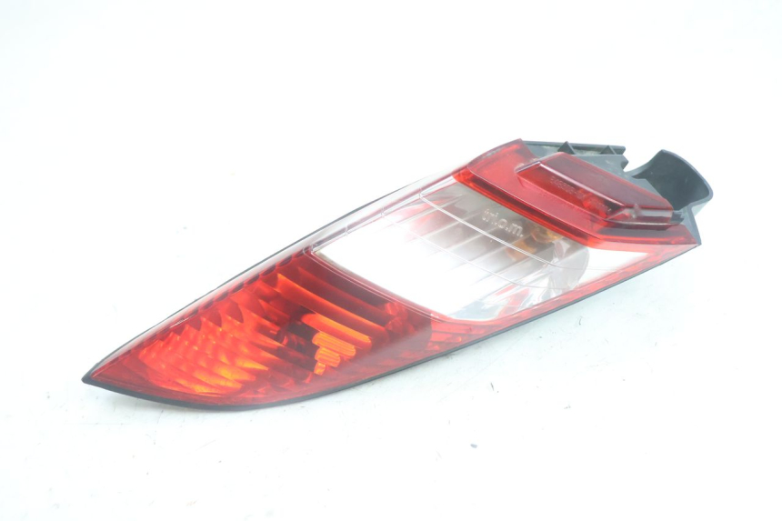 photo de RECHTES RÜCKLICHT PEUGEOT SATELIS 125 (2006 - 2009) - Alternative Perspektive