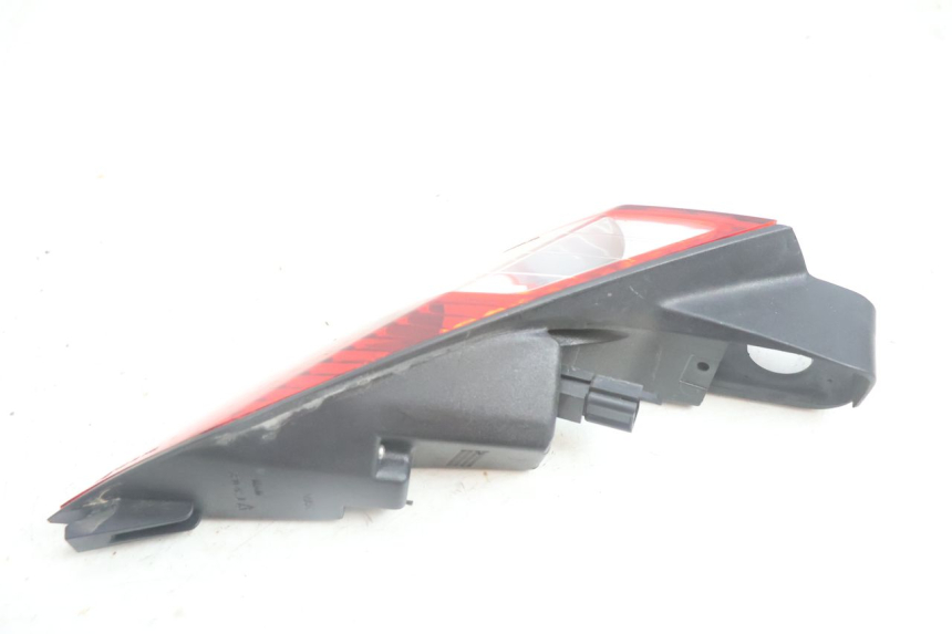 photo de RECHTES RÜCKLICHT PEUGEOT SATELIS 125 (2006 - 2009) - Technische Nahaufnahme