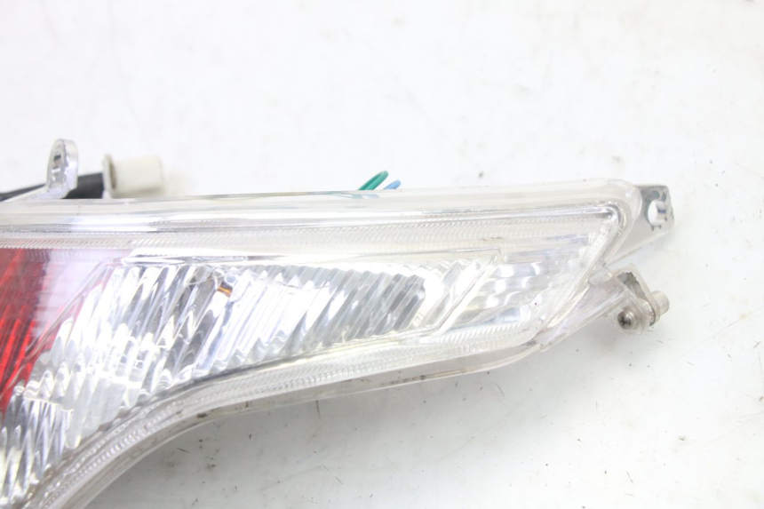 photo de RÜCKLICHT RECHTS PEUGEOT VIVACITY NEW 2T 50 (2008 - 2017) - Zoom auf Gebrauchszustand