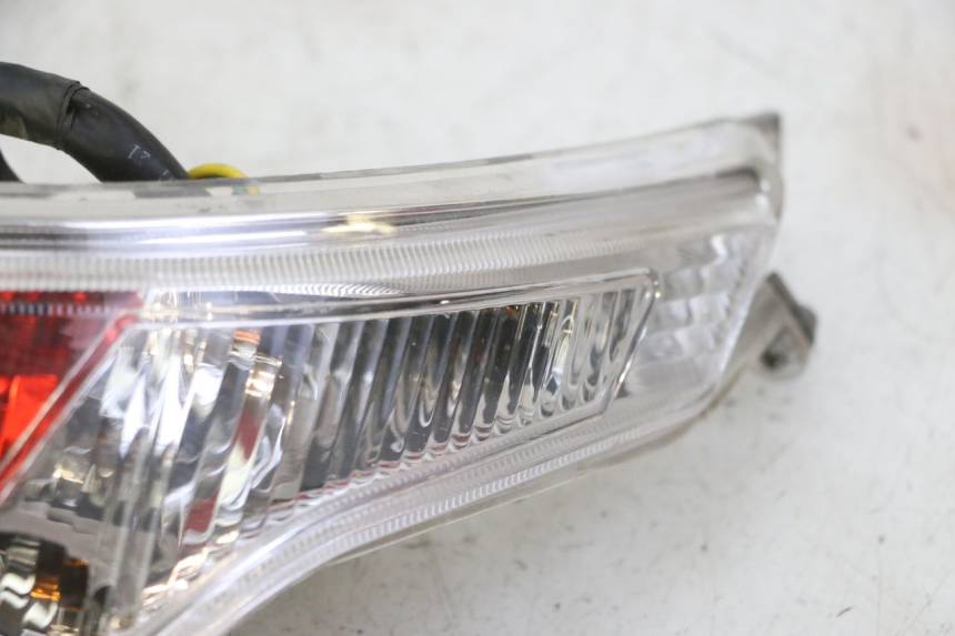 photo de RÜCKLICHT RECHTS PEUGEOT VIVACITY NEW 4T 50 (2008 - 2017) - Zoom auf Gebrauchszustand