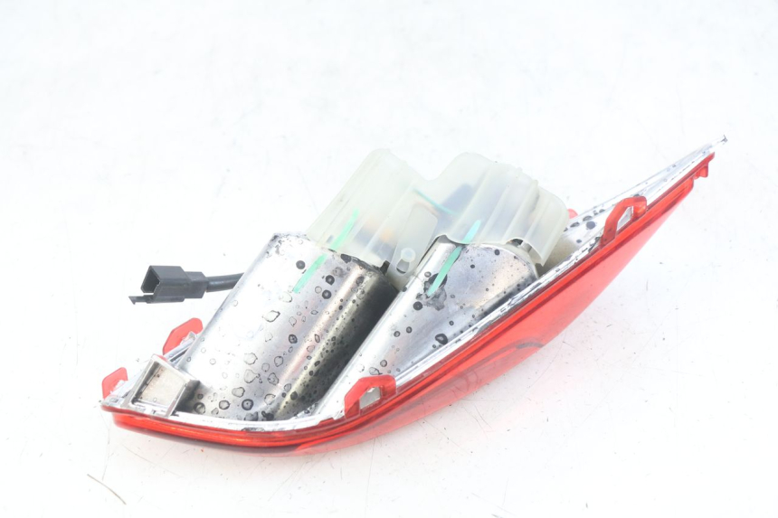 photo de RECHTES RÜCKLICHT YAMAHA X-MAX XMAX 125 (2010 - 2013) - Alternative Perspektive