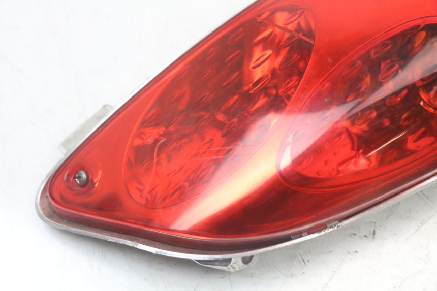 photo de RECHTES RÜCKLICHT YAMAHA XMAX X-MAX 125 (2006 - 2009) - Detailansicht des Bauteils