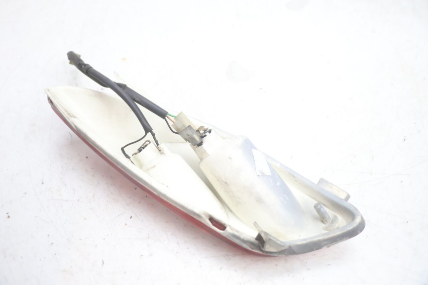 photo de RECHTES RÜCKLICHT YAMAHA XMAX X-MAX 125 (2006 - 2009) - Technische Nahaufnahme