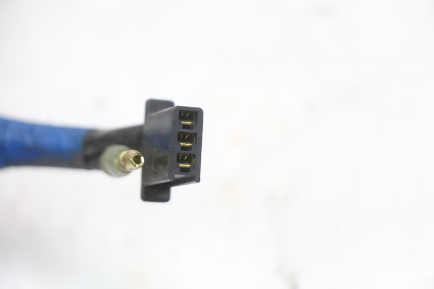 photo de RECHTES RÜCKLICHT YAMAHA XMAX X-MAX ABS 125 (2017 - 2020) - Details der Befestigungspunkte