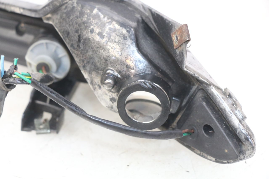 photo de RECHTES RÜCKLICHT YAMASAKI YM T 125 (2015 - 2020) - Alternative Perspektive