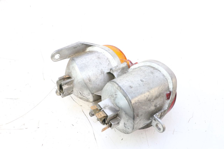photo de RÜCKLICHT RECHTS YAMAHA YP MAJESTY 125 (1998 - 2001) - Alternative Perspektive