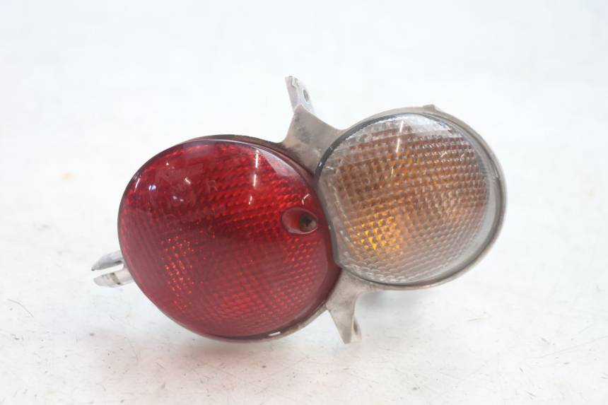photo de RÜCKLICHT RECHTS YAMAHA YP MAJESTY 125 (2002 - 2006) - Detailansicht des Bauteils
