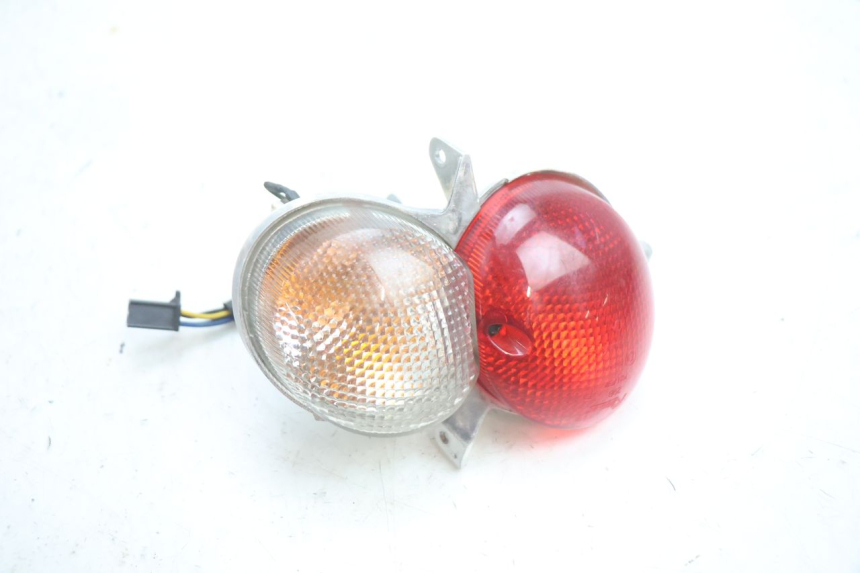 photo de RÜCKLICHT RECHTS YAMAHA YP MAJESTY 125 (2002 - 2006) - Detailansicht des Bauteils