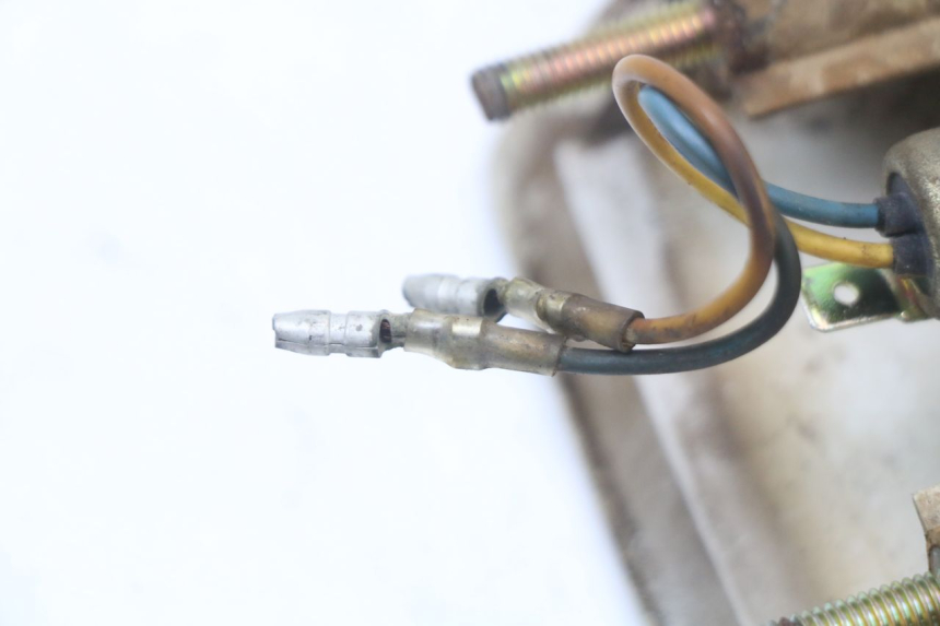 photo de RÜCKLICHT YAMAHA DTLC 125 (1982 - 1987) - Oberflächenzustand und Material