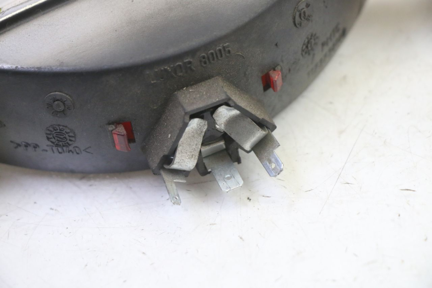 photo de RÜCKLICHT PEUGEOT ELYSTAR 50 (2002 - 2014) - Gesamtansicht des Produkts