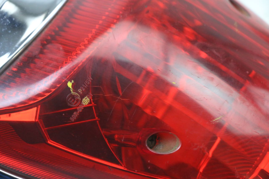 photo de RÜCKLICHT SYM FIDDLE 3 III 125 (2014 - 2020) - Zoom auf Gebrauchszustand