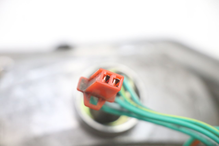 photo de RÜCKLICHT SYM FIDDLE 3 III 125 (2014 - 2020) - Details der Befestigungspunkte