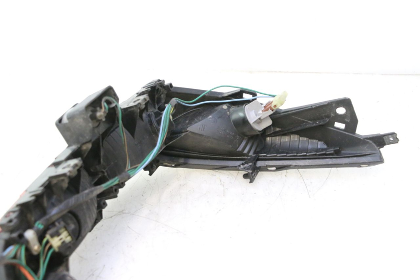 photo de RÜCKLICHT HONDA FJS SILVER WING SILVERWING 400 (2005 - 2008) - Hochauflösende Nahaufnahme