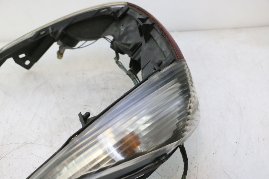 photo de RÜCKLICHT HONDA FJS SILVER WING SILVERWING 400 (2005 - 2008) - Zoom auf Gebrauchszustand