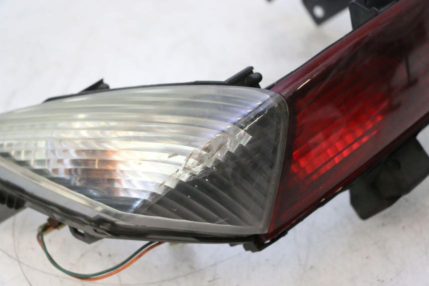 photo de RÜCKLICHT HONDA FJS SILVER WING SILVERWING 400 (2005 - 2008) - Oberflächenzustand und Material