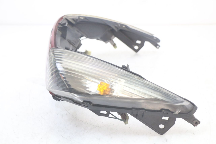 photo de RÜCKLICHT HONDA FJS SILVERWING SILVER WING 600 (2001 - 2010) - Oberflächenzustand und Material